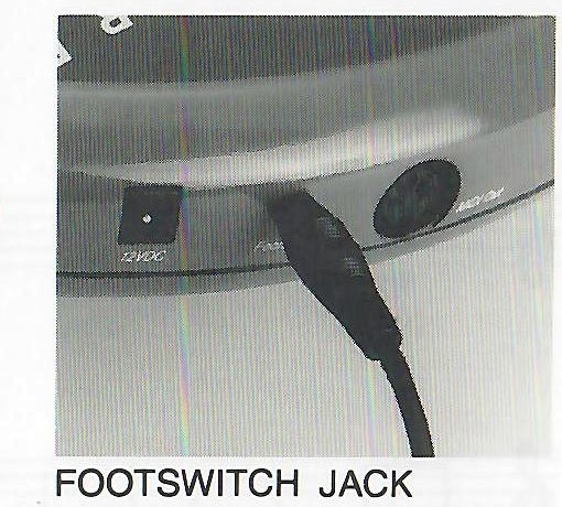 OFS-3 footswitch connected to the OM-200m footswitch jack.