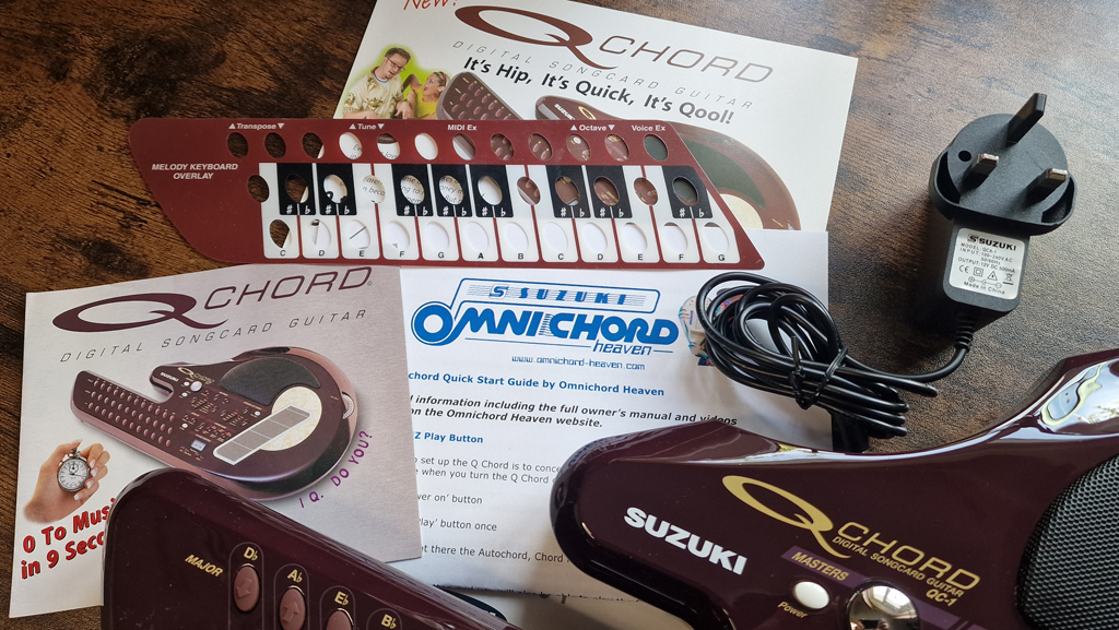 QChord QC-1 QuickStart guide and supplied items